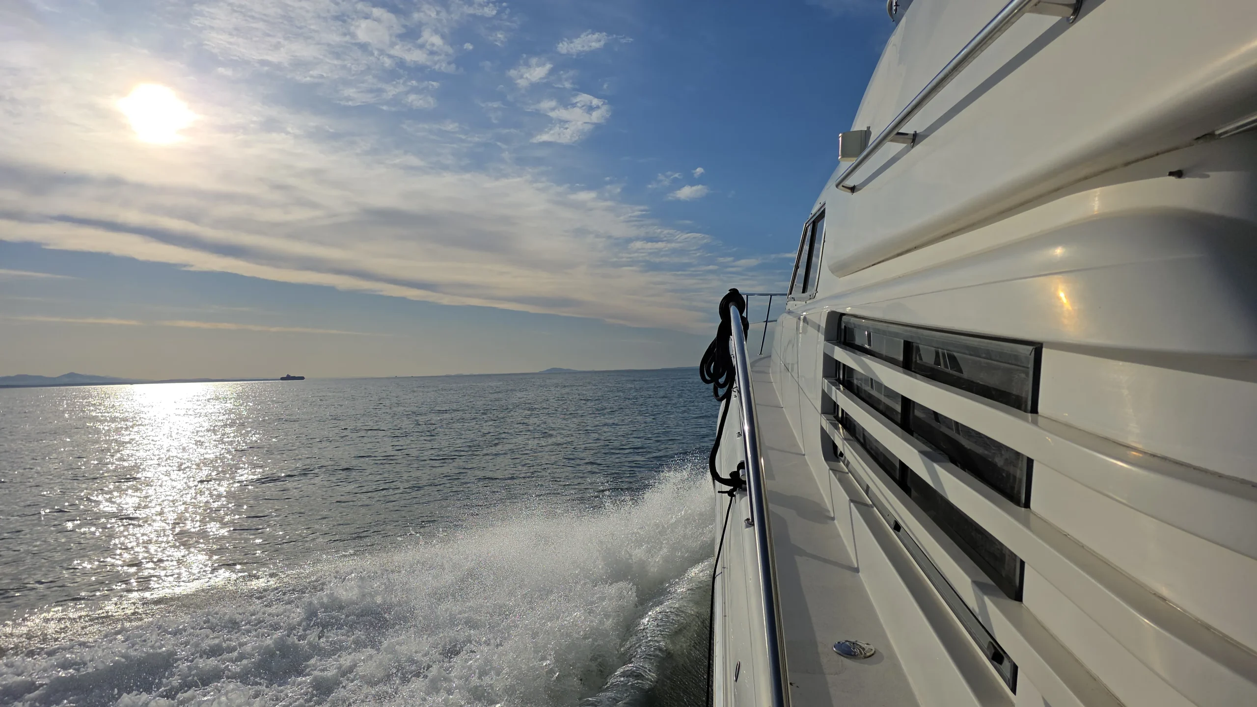 Fairline Celeste yacht cruising near Deep Cove